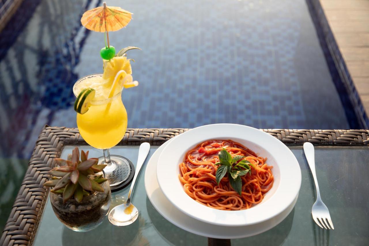 Sea Queen Hotel Дананг Екстер'єр фото